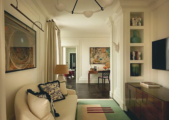 Rocco The Carlton Hotel