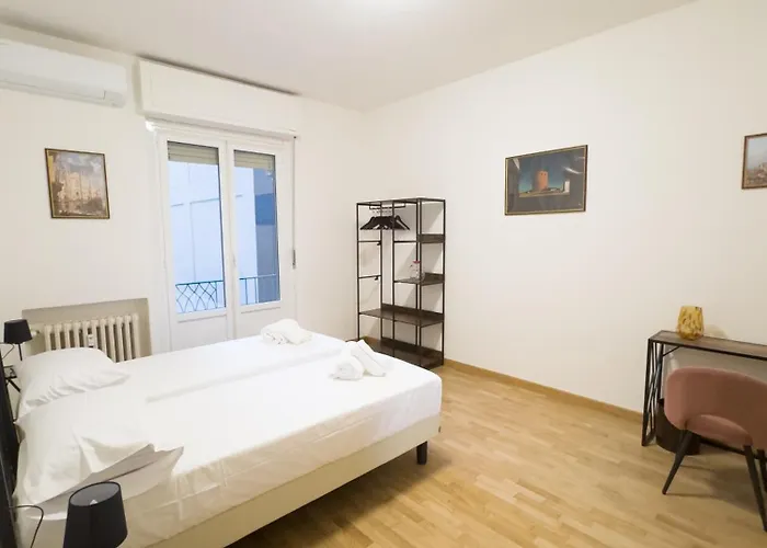 Lisi - Porta Romana Guestroom 3*