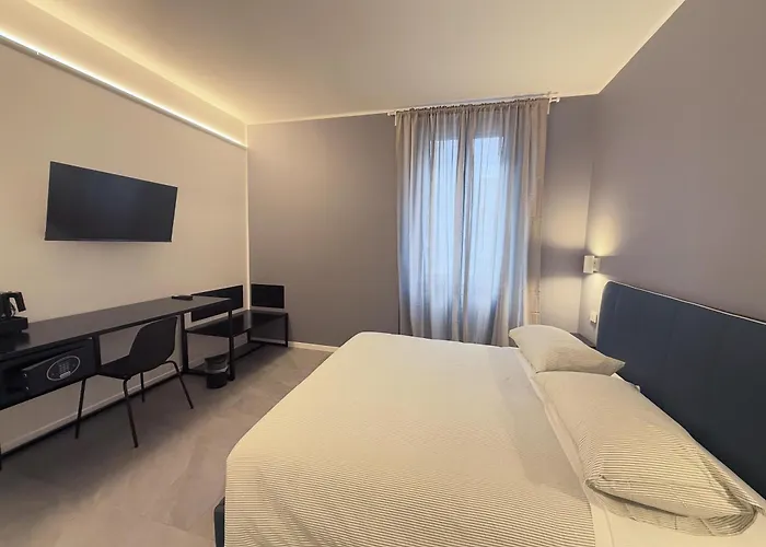 Casa Di Gio 3 6 招待所 3*