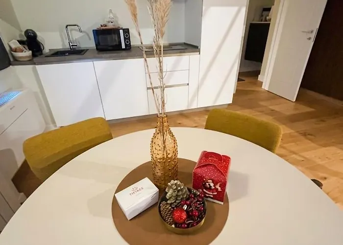 לינה וארוחת בוקר Luxury Citylife