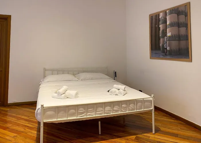 Villa Quadrio Grand - Parking Space And Garden Milano