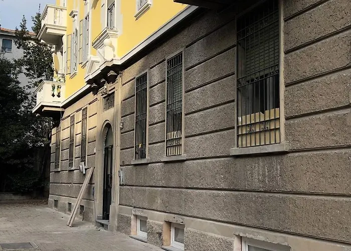 Business Quarto em Acomodações Particulares Milão