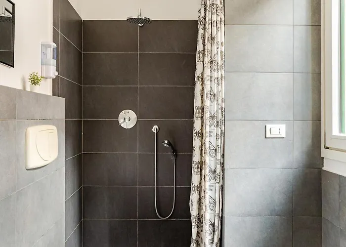 Independent House Private Garden *