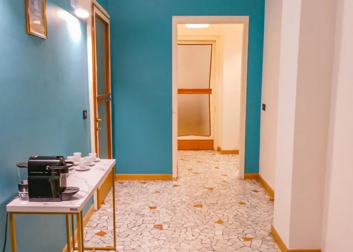 Lisi - Porta Romana Guestroom Apart Otel 3*