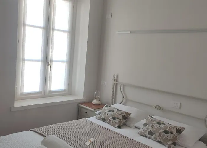 Homestay Cascina Storica Con Giardino - Vicino A Stazione *