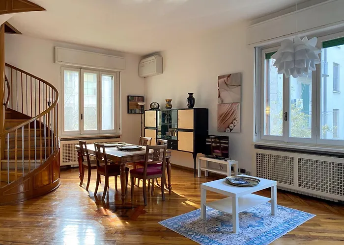 Villa Quadrio Grand - Parking Space And Garden Milano