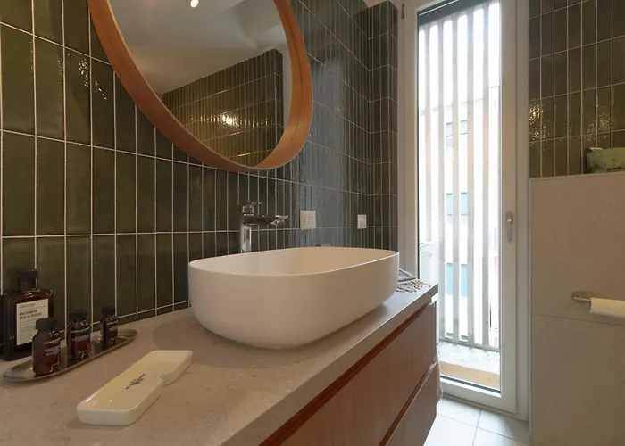 1bdr-4p Near The Station