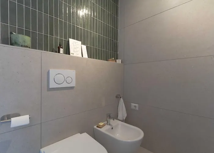 1bdr-4p Near The Station