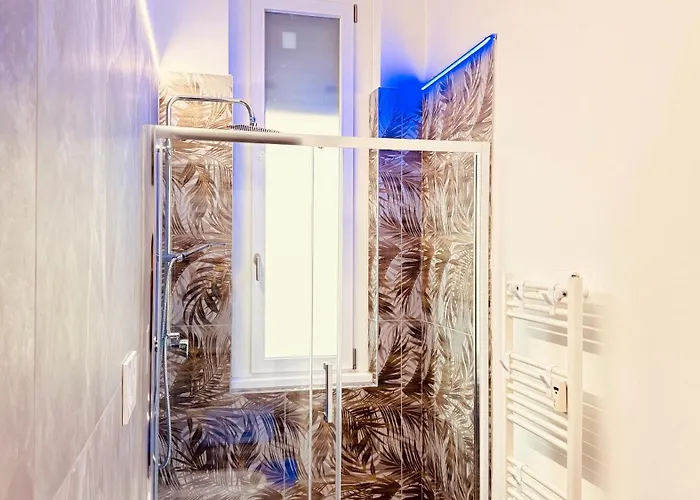 M10 The Milanese Experience Mono&bilo בית הארחה