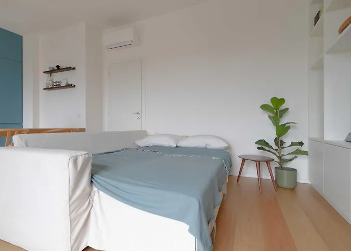 1bdr-4p Near The Station