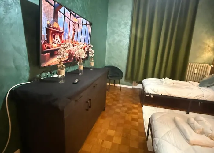 Vendégház Bicocca Niguarda A 15min Dal Duomo Milánó