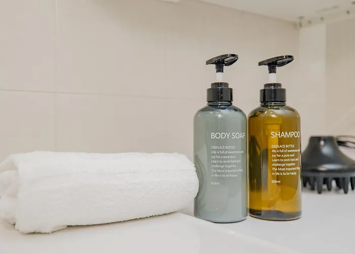 公寓 2 Bdr Flat - Direct Tram 15 Min Duomo 米兰