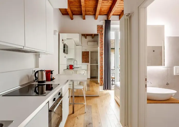 Elegant Oasis 10 Min Station With Balcony E Wifi Near M1 Rovereto Apartment Mailand