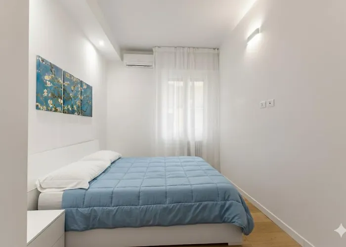 아파트 Modern Apt, 25 Min Duomo, Metro 5 Min & Wifi 밀라노