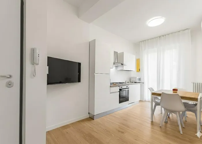 Lägenhet Modern Apt, 25 Min Duomo, Metro 5 Min & Wifi *