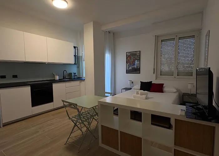 Linate Airport Easy *