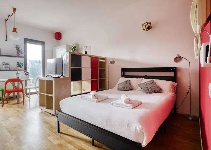 With Private Garden - Linate Airport Apartamento *