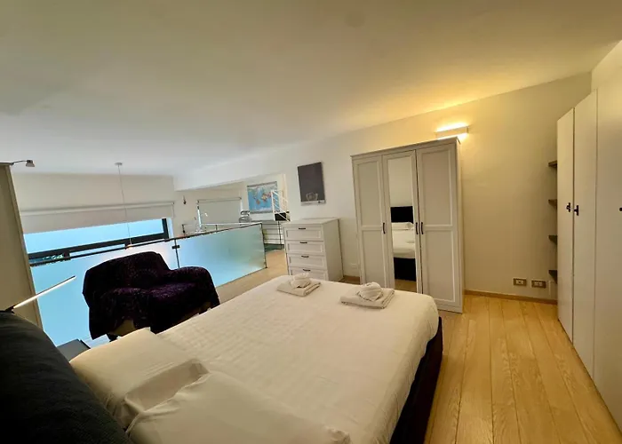 La Citta Di Vapore - *