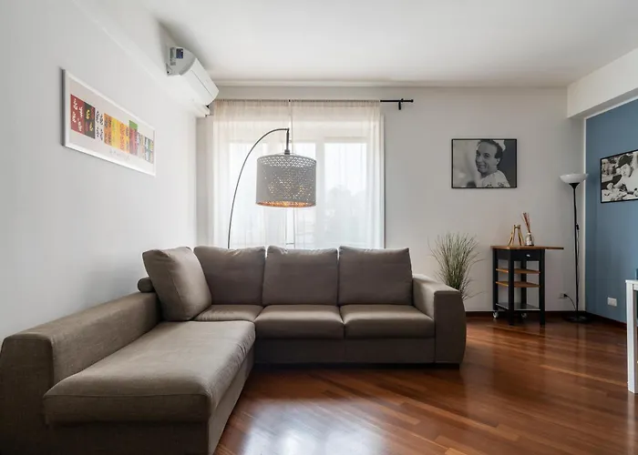 Bilocale Accogliente E Completo In Via Stilicone Appartement Milaan