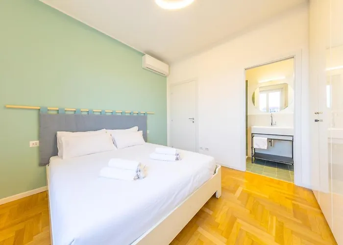 Lägenhet Spacious And Bright 2bdr, 2 Bathrooms Milano