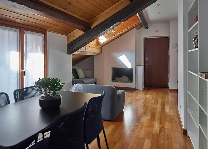 شقة Luxury Penthouse Porta Romana *