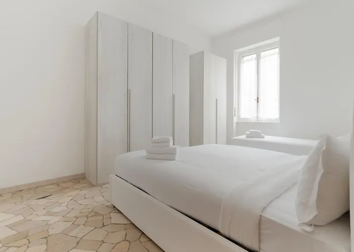 Guesthost - Cozy Varesina Area דירה *