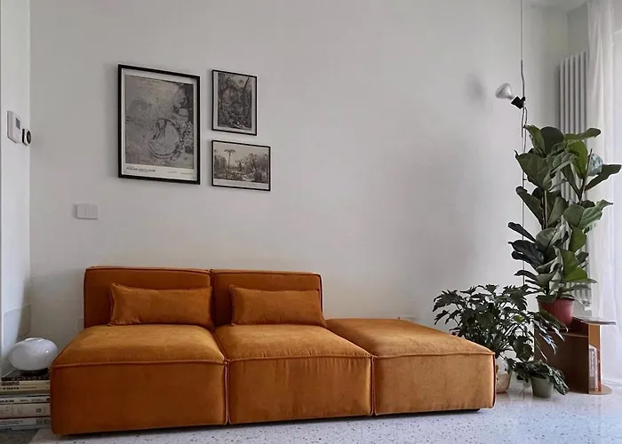 Botanical Modernist - Milanese Living