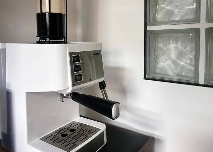 Domusmi Fontanelli 17 * Milán