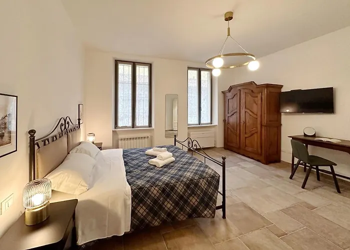 Apartamento Navigli, Incantevole Dimora Storica Ristrutturata Vicino Metro, Con Wifi