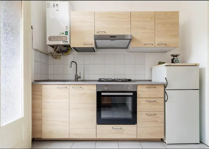 Bright Two-room In The Heart Of Chinatown Apartman