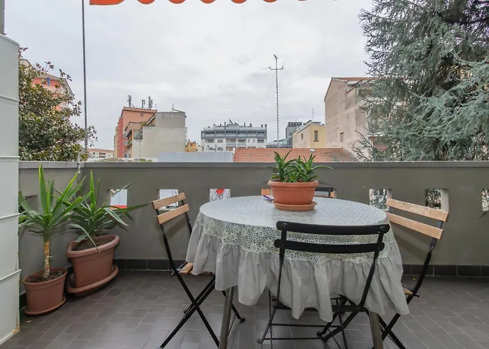 Daire I-host 2br With Balcony Porta Romana Milano