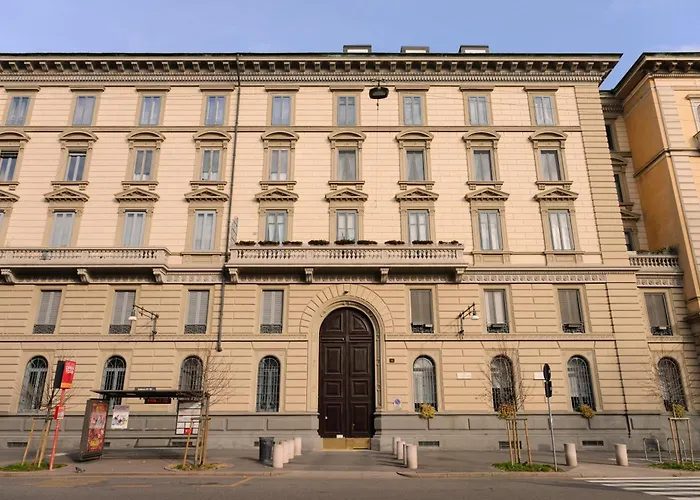 Castello Sforzesco, Undermyname Appartamento *