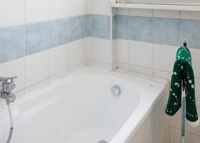 Cozy Flat In The Heart Of *