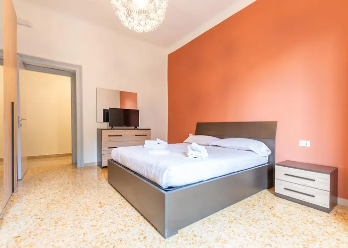 Lägenhet I-host Spacious 2br Near Center *