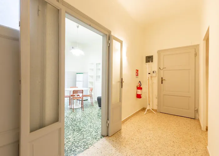 I-host Spacious 2br Near Center Lägenhet Milano