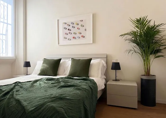 Homeby - Achille's Milánó