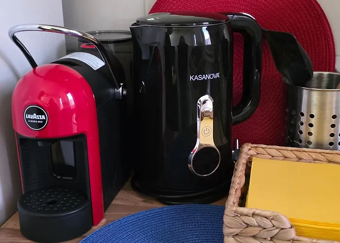 Apartament Mondrian's Flat In - Cadore V Giornate - Metro M4 Dateo *