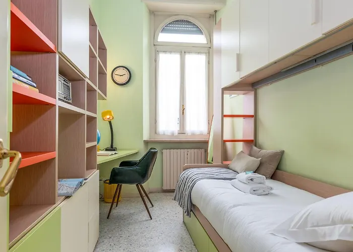 Three-room Flat With Balcony In Porta Romana