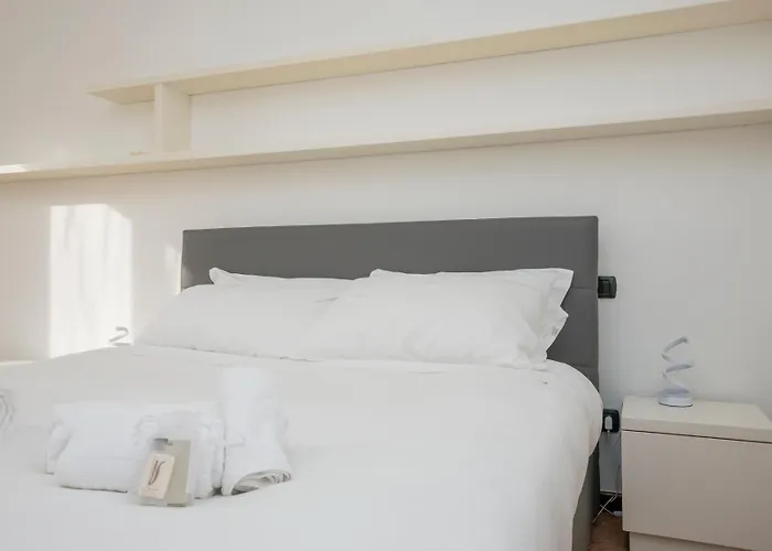 Homelovers Bright&white House Navigli District Appartamento Milano