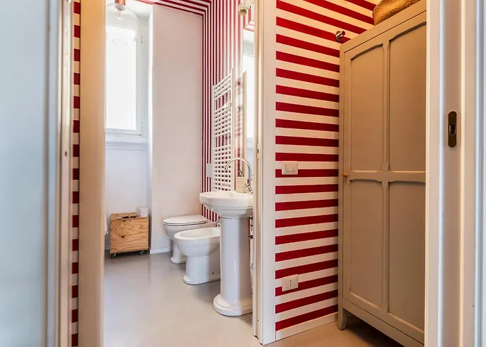 New Aparthotel, 2 Guests, Wi-fi, Viale Umbria Milano