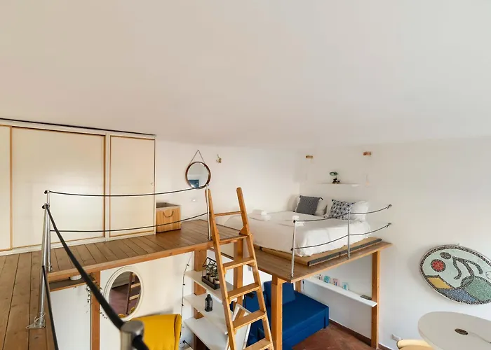 Appartement Navigli Bocconi - Moderno E Accogliente Loft Su Due Livelli Milaan