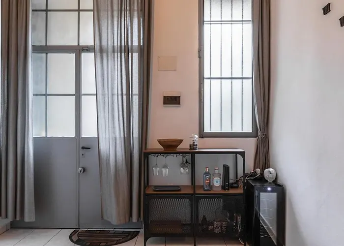 M28 Urban Loft Navigli *