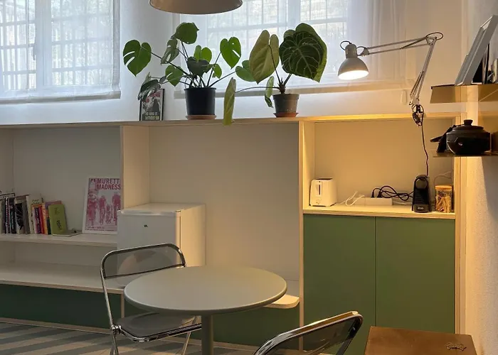 아파트 Deliziosa Stanza In Maggiolina 밀라노