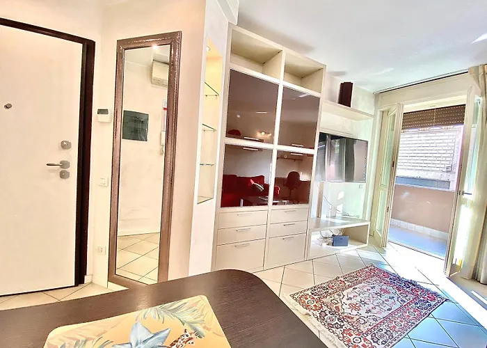 Nel Cuore Di Viale Certosa, Tra Centro Citta E Rho Fiera Milano, Con Parcheggio Interno Privato * ミラノ