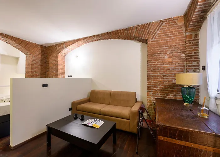 Sforza 57 - Romantic Escape With Jacuzzi דירה מילאנו