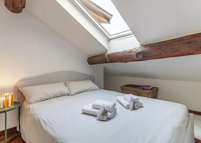 Elegante Mansarda Tra Navigli E Via Tortona 米兰