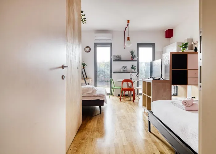 With Private Garden - Linate Airport Apartamento Milán