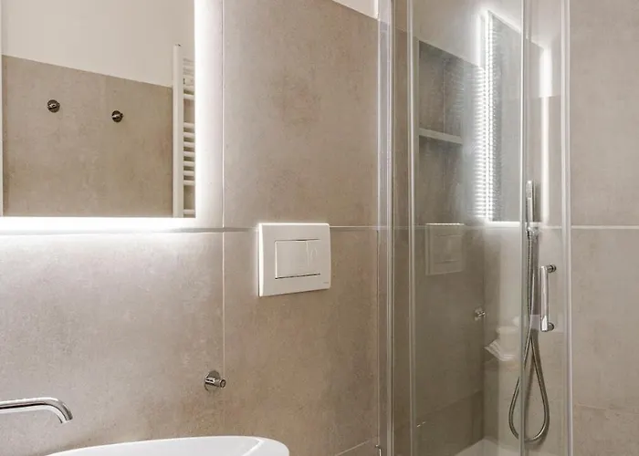 Elegant Oasis 10 Min Station With Balcony E Wifi Near M1 Rovereto Apartment Mailand