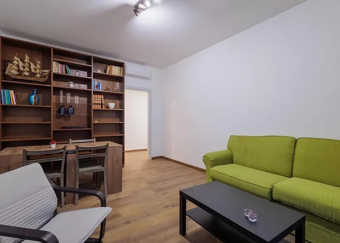 Cinzia's House - 5 Minutes From The Metro Apartmán *