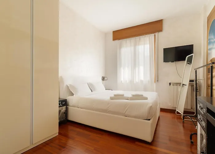 Guesthost - Fiera Cozy X4 *